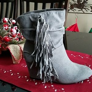 AE New Boots